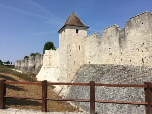 Provins