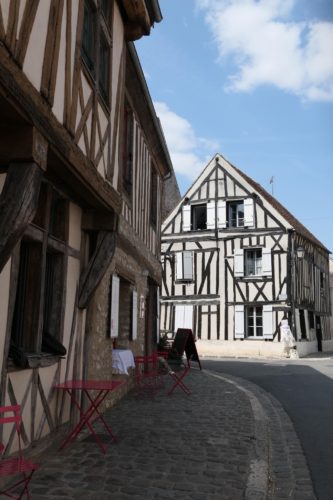 Provins