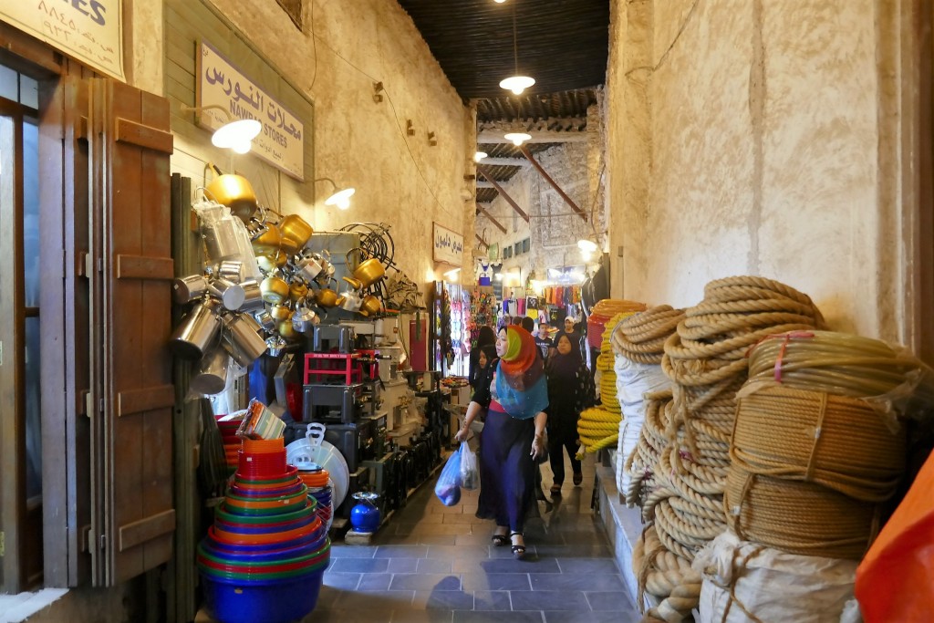 souq waqif by night