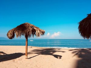 Puerto Vallarta, Playa Los Muertos 