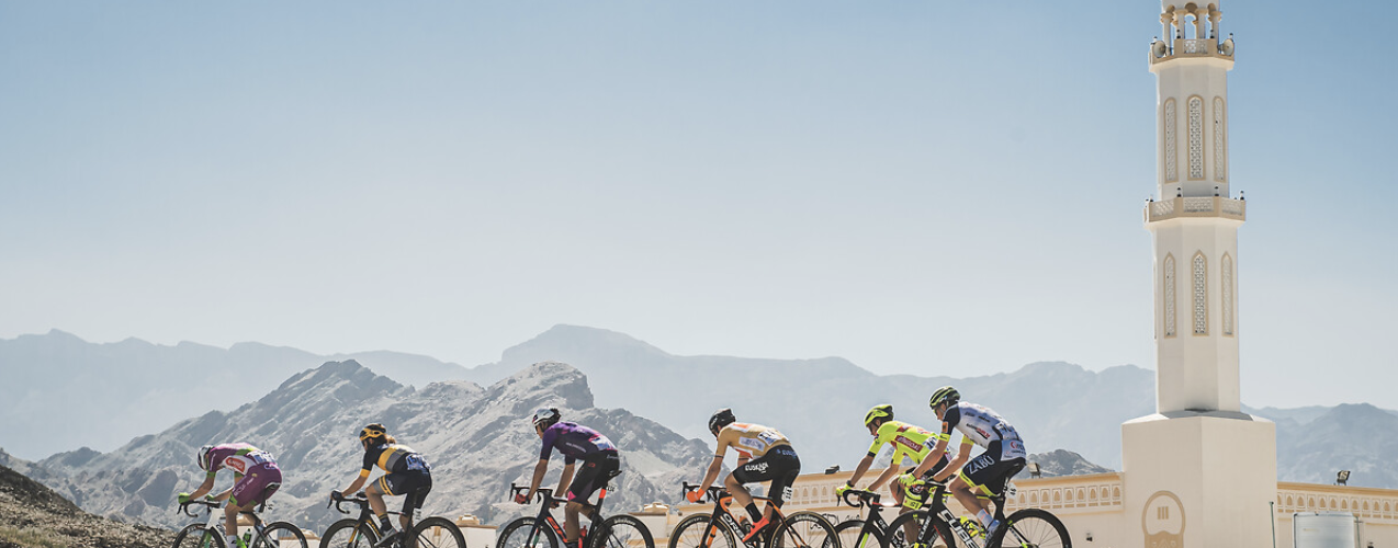 Tour of Oman 2022 : l’incroyable rêve oriental des cyclistes, sur 888 kms de course !