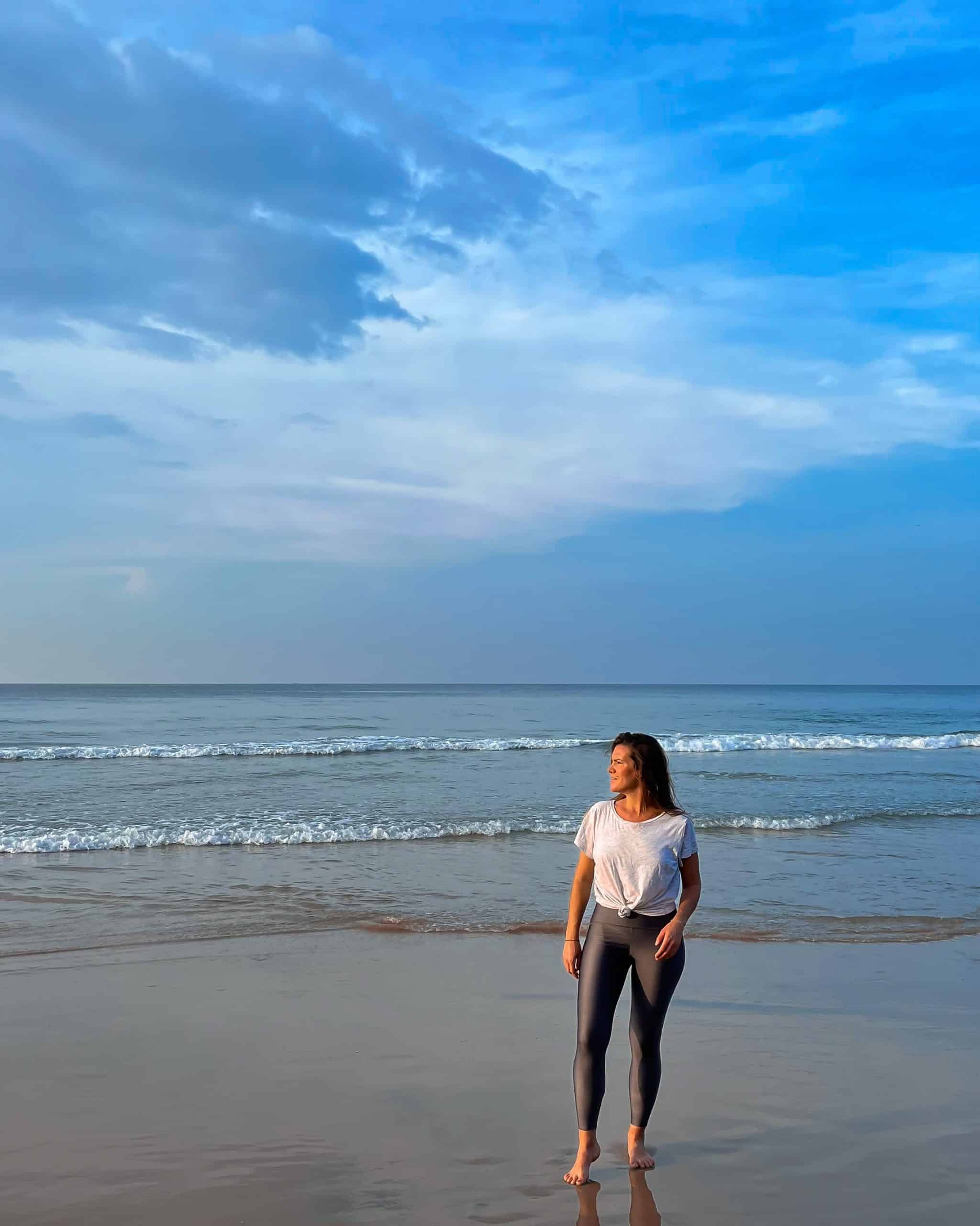 Bouteille D’eau En Cuivre Pur 700 Ml – Pour Yoga, Ayurveda – Bienfaits Santé – Imprimé Décoratif